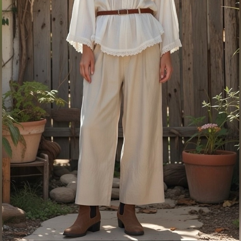 Vince Women’s Ivory Mid Waist Wide Legged Pants Size 10